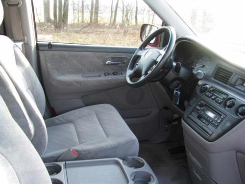 Honda Odyssey 2003 photo 3