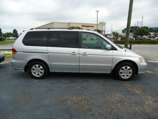 Honda Odyssey 2003 photo 1