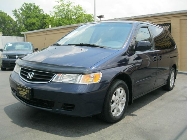 Honda Odyssey 2003 photo 3