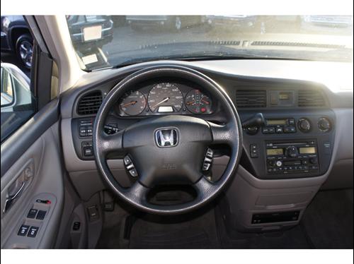 Honda Odyssey 2003 photo 5