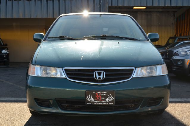 Honda Odyssey 2003 photo 3