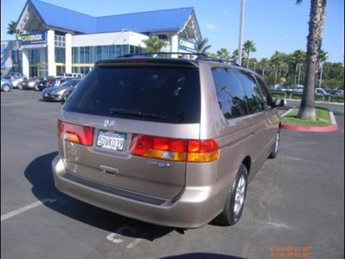 Honda Odyssey 2003 photo 3