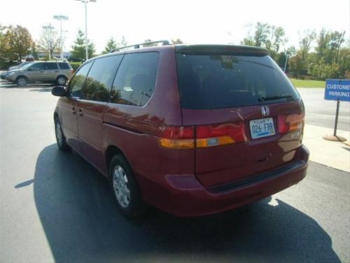 Honda Odyssey 2003 photo 1