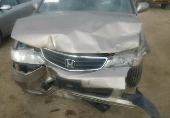 Honda Odyssey 2004 photo 1
