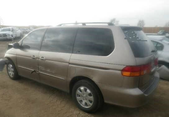 Honda Odyssey 2004 photo 2