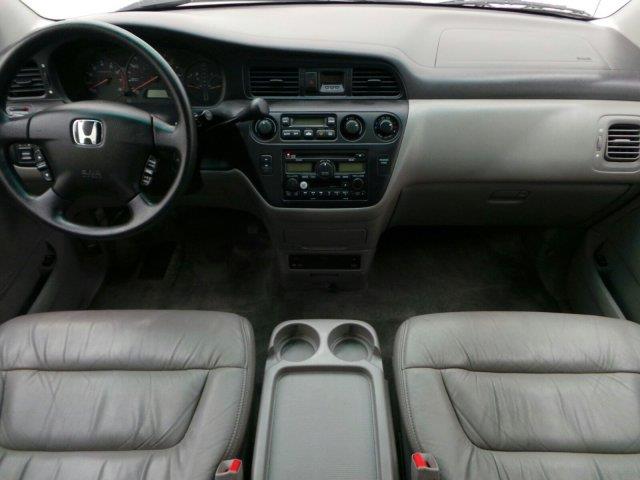 Honda Odyssey 2004 photo 20