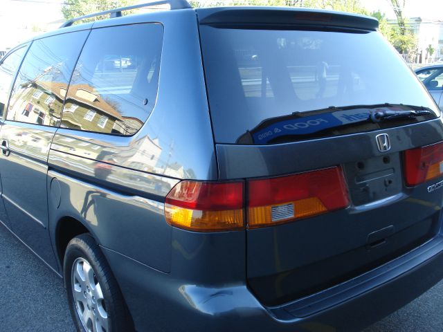 Honda Odyssey 2004 photo 8