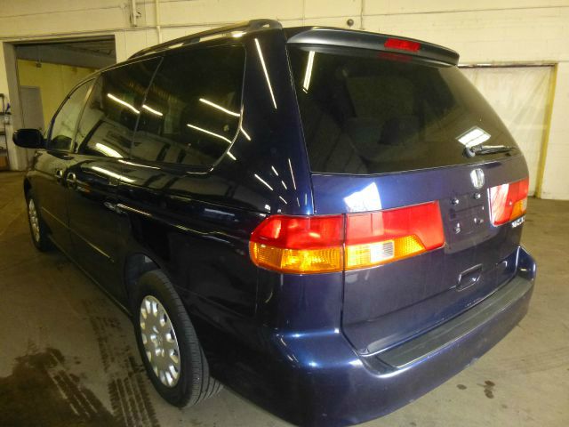 Honda Odyssey 2004 photo 1