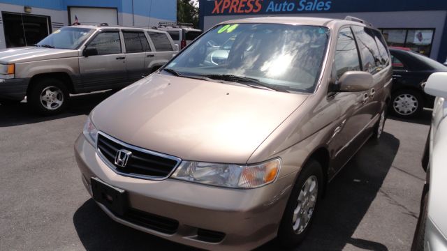 Honda Odyssey 2004 photo 4
