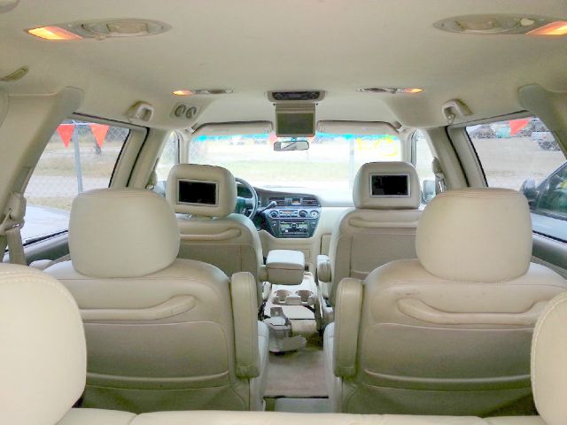 Honda Odyssey 2004 photo 4