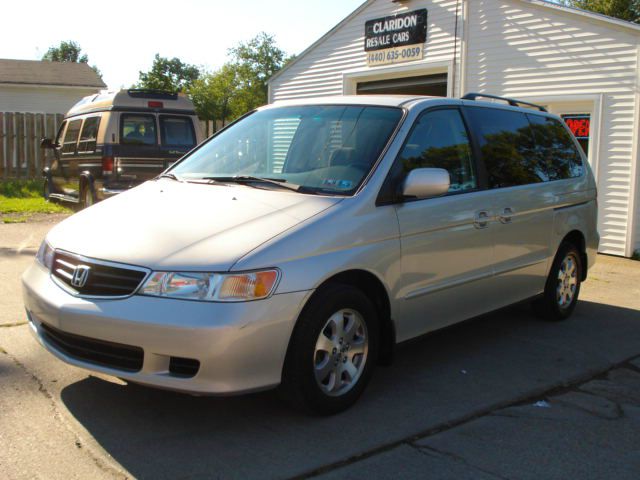 Honda Odyssey 2004 photo 1