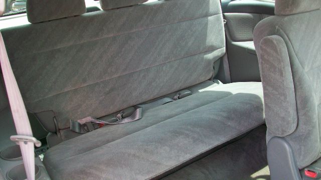 Honda Odyssey 2004 photo 1