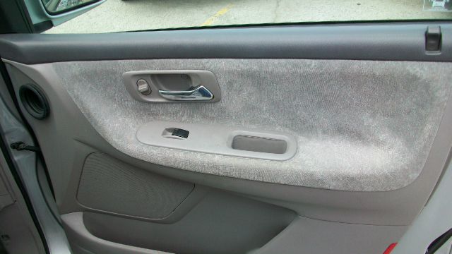 Honda Odyssey 2004 photo 17