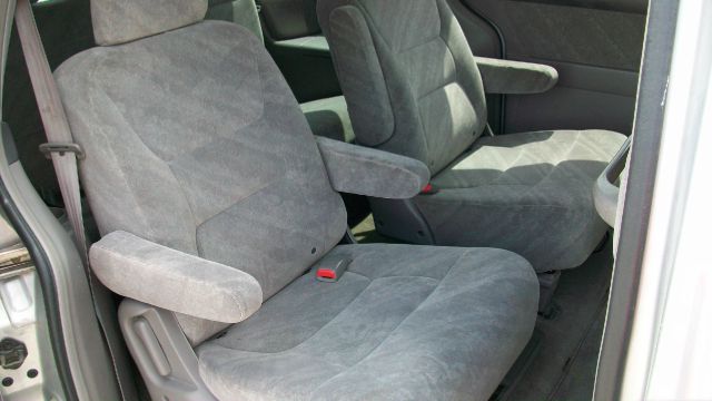Honda Odyssey 2004 photo 18