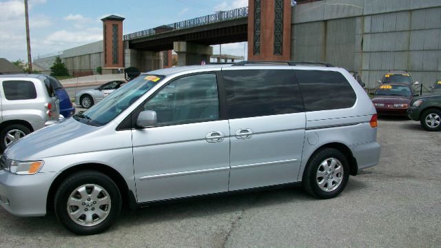 Honda Odyssey 2004 photo 24