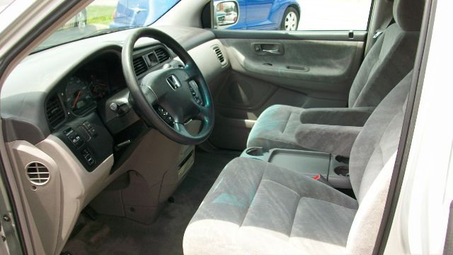 Honda Odyssey 2004 photo 27