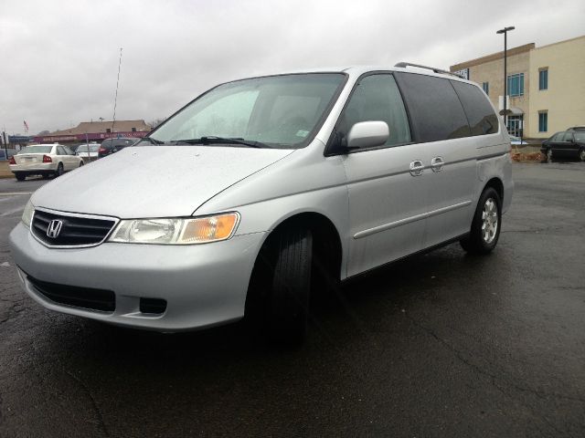 Honda Odyssey 2004 photo 3