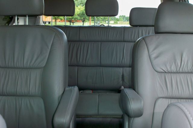 Honda Odyssey LS 2WD MiniVan