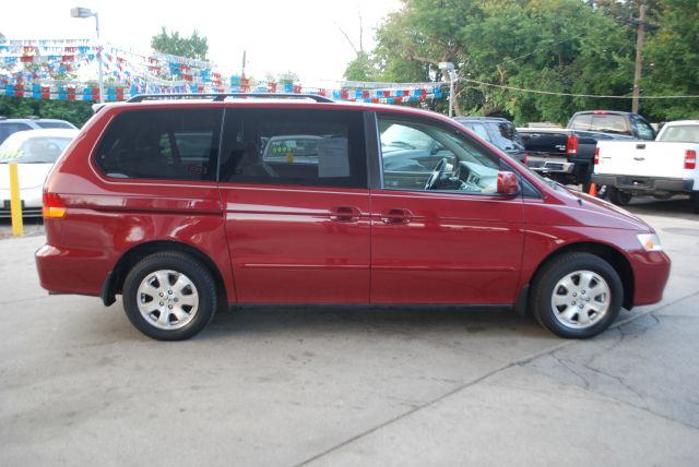 Honda Odyssey 2004 photo 1