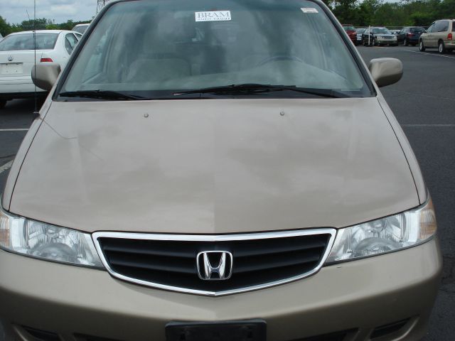 Honda Odyssey 2004 photo 6