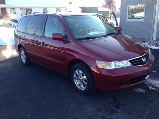 Honda Odyssey 2004 photo 1