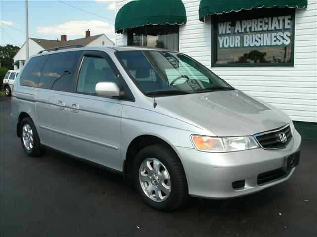 Honda Odyssey 2004 photo 1