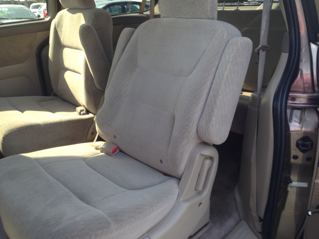 Honda Odyssey 2004 photo 4