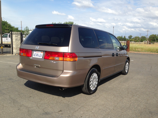 Honda Odyssey 2004 photo 7