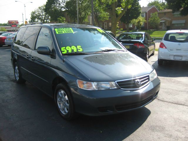 Honda Odyssey 2004 photo 4
