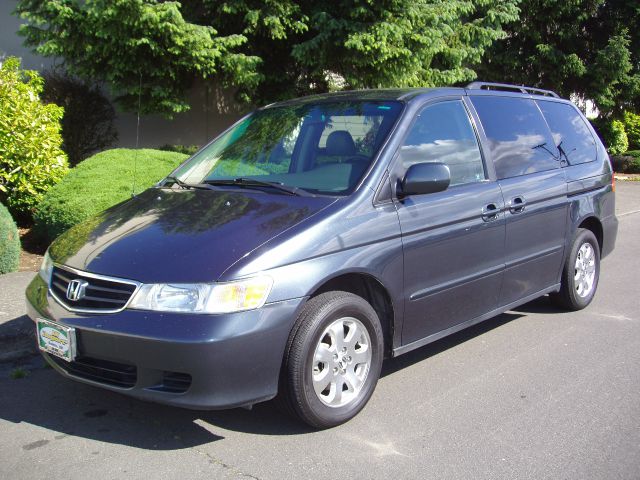 Honda Odyssey 2004 photo 16