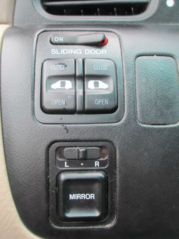 Honda Odyssey Open-top MiniVan