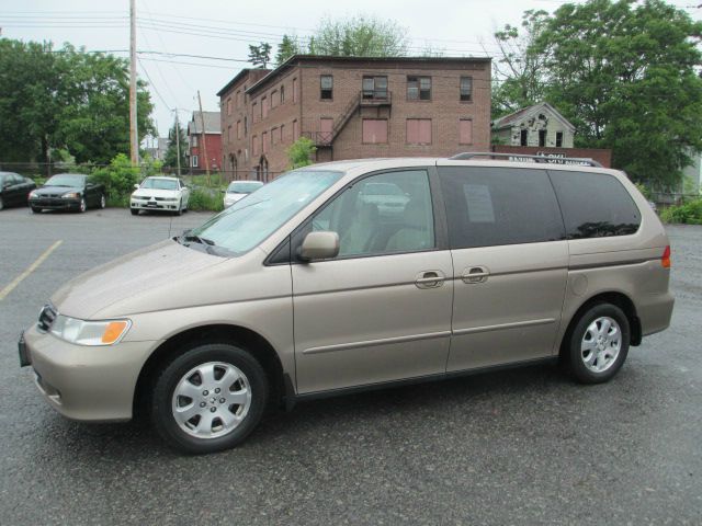 Honda Odyssey 2004 photo 5