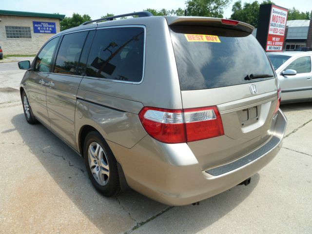 Honda Odyssey 2005 photo 4