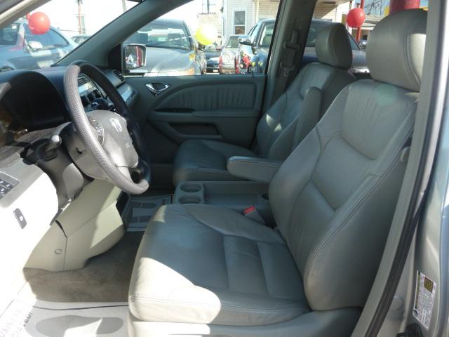 Honda Odyssey 2005 photo 5