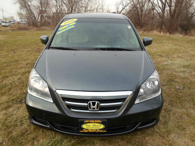 Honda Odyssey 2005 photo 1