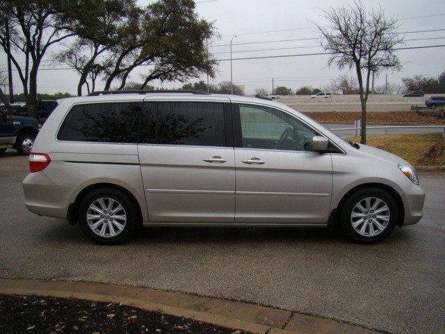 Honda Odyssey 2005 photo 5