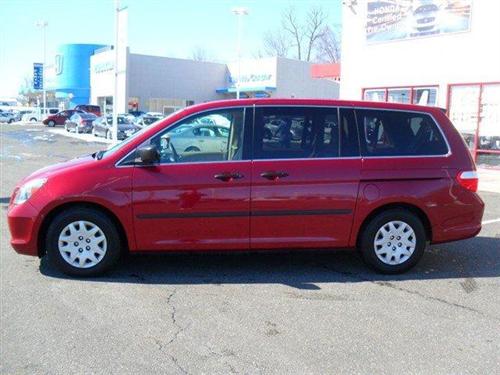 Honda Odyssey 2005 photo 3
