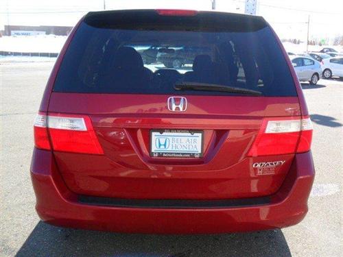 Honda Odyssey 2005 photo 5