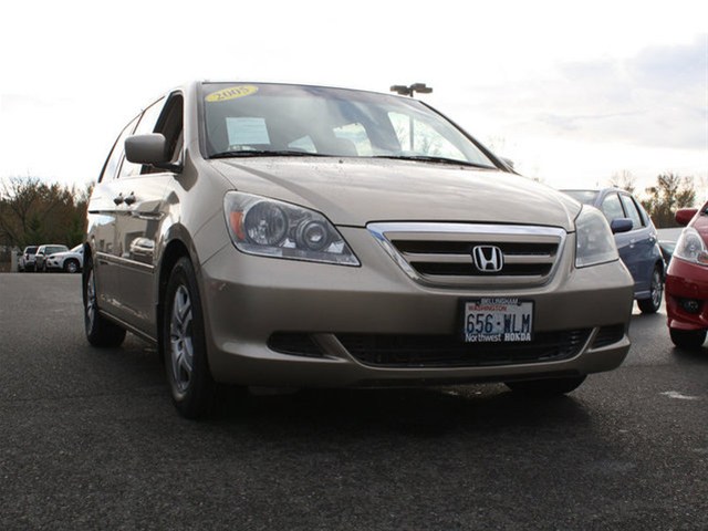 Honda Odyssey 2005 photo 1