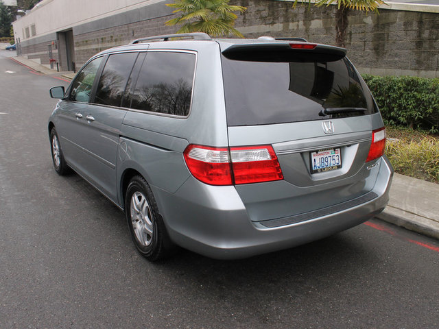 Honda Odyssey 2005 photo 1