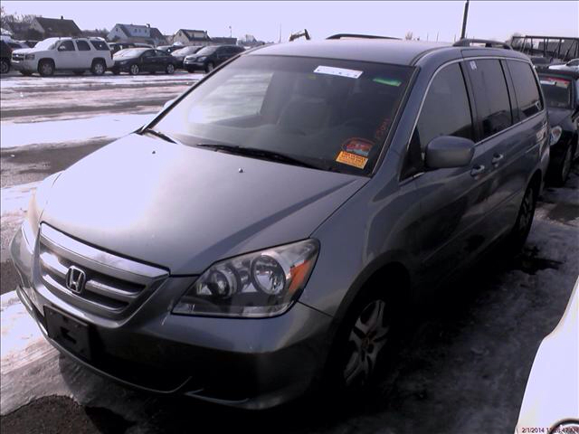 Honda Odyssey 2005 photo 1