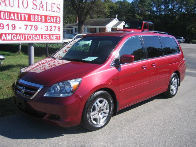 Honda Odyssey 2005 photo 1