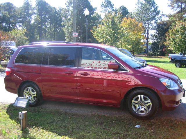Honda Odyssey 2005 photo 3
