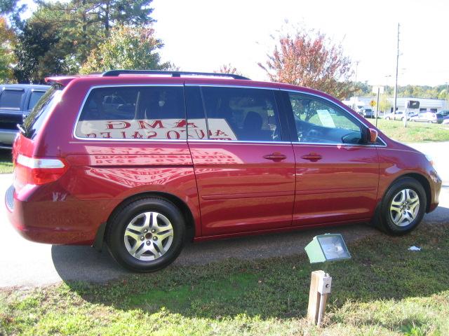 Honda Odyssey 2005 photo 4