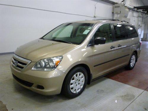 Honda Odyssey 2005 photo 3