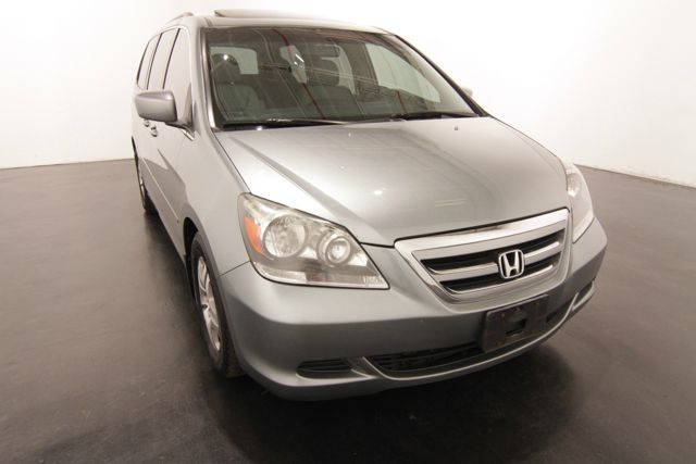 Honda Odyssey 2005 photo 4