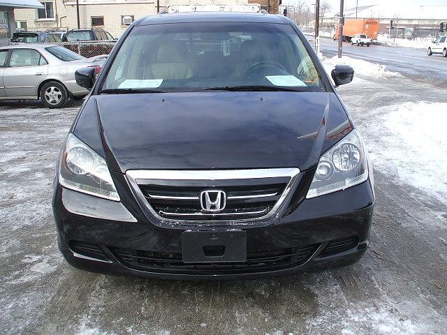 Honda Odyssey 2005 photo 5