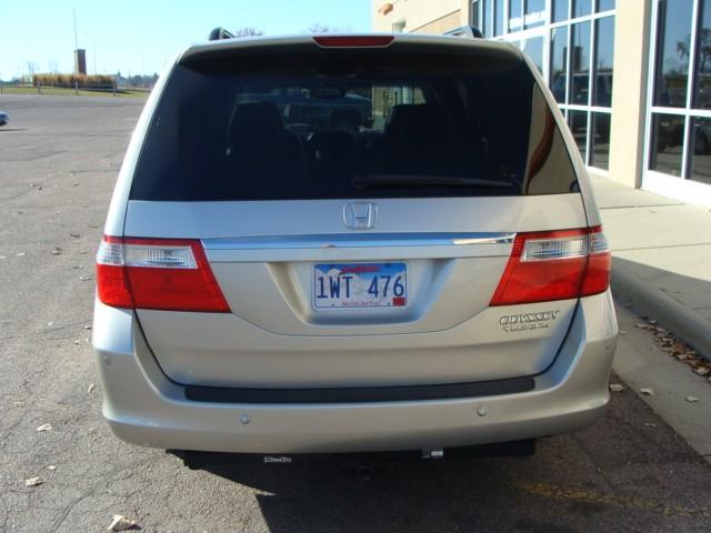 Honda Odyssey 2005 photo 4