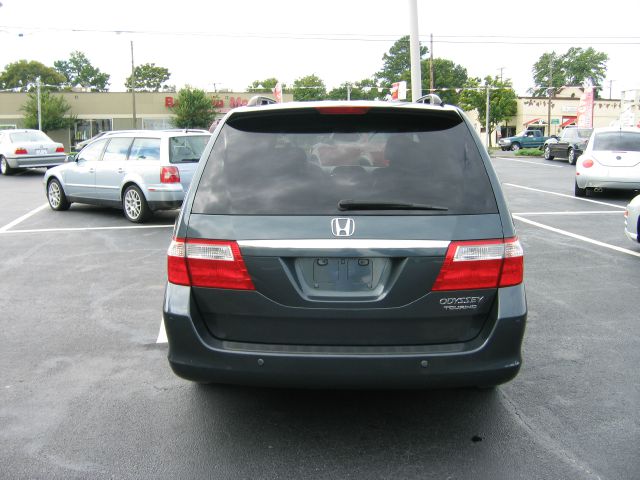 Honda Odyssey 3.5 MiniVan