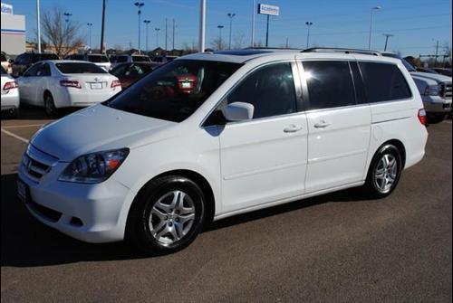 Honda Odyssey 2005 photo 1